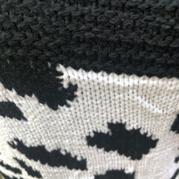 Chunky knit sweater - Picture 9 of 13